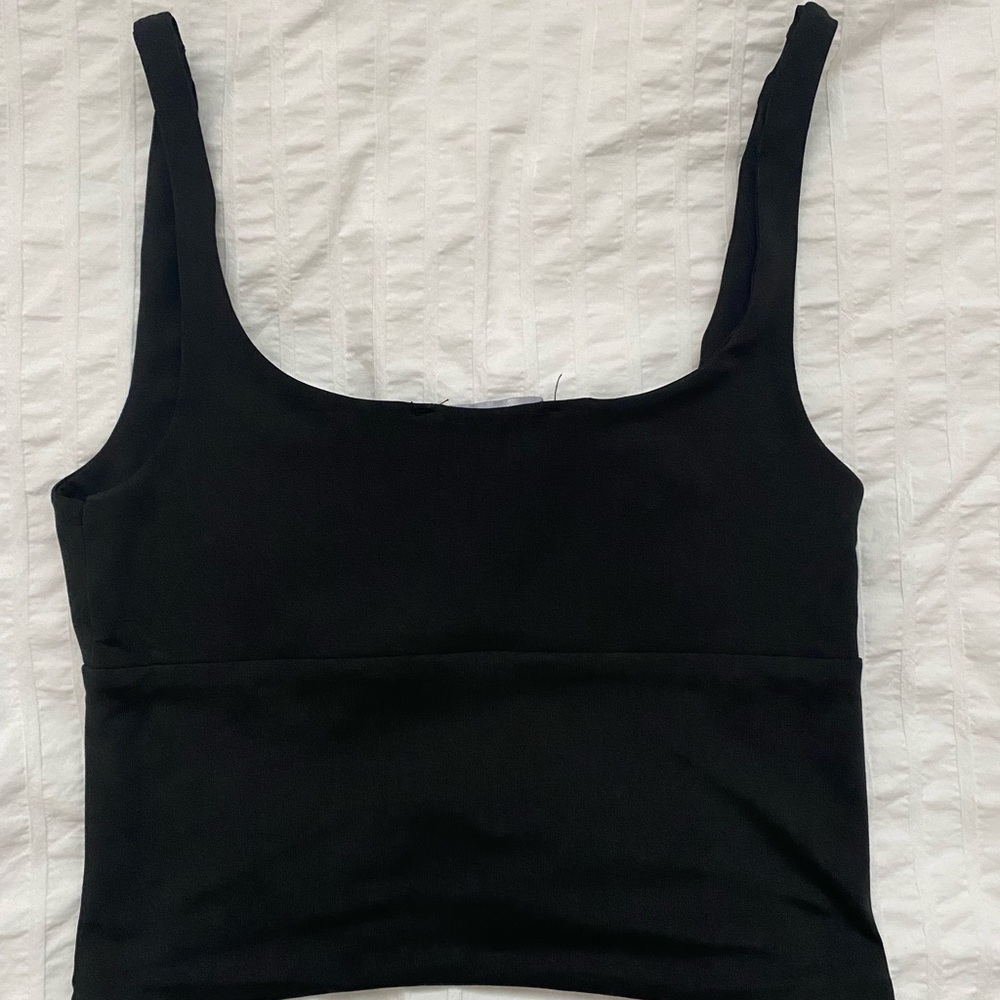 Black Ruched Crop Top - Picture 5 of 5